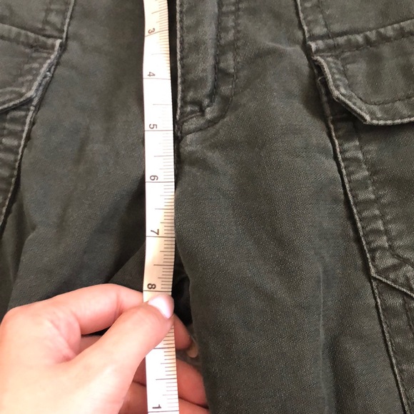 🎀Calvin Klein Forest Green capris - Picture 3 of 5